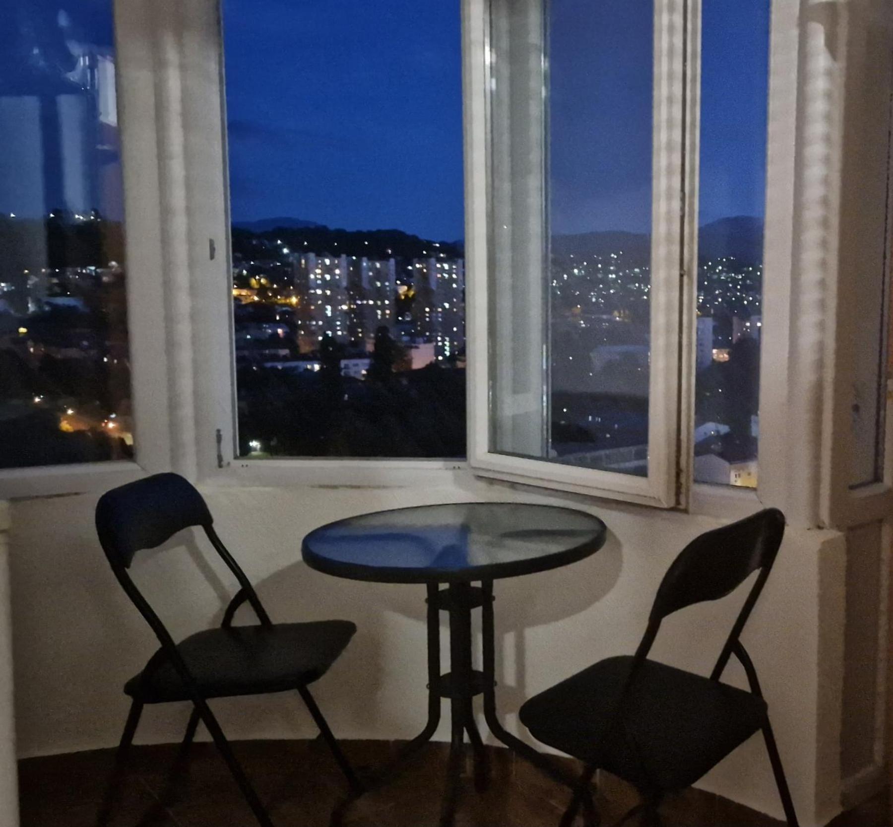 Apartment Near Center